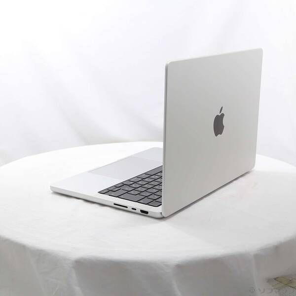 〔 〕 MacBook Pro 14.2-inch Late-2025 MW 2 W 3 J A Apple M 4 10コアCPU_10コアGPU 16 GB シルバー 〔15.7 Sequoia〕 262