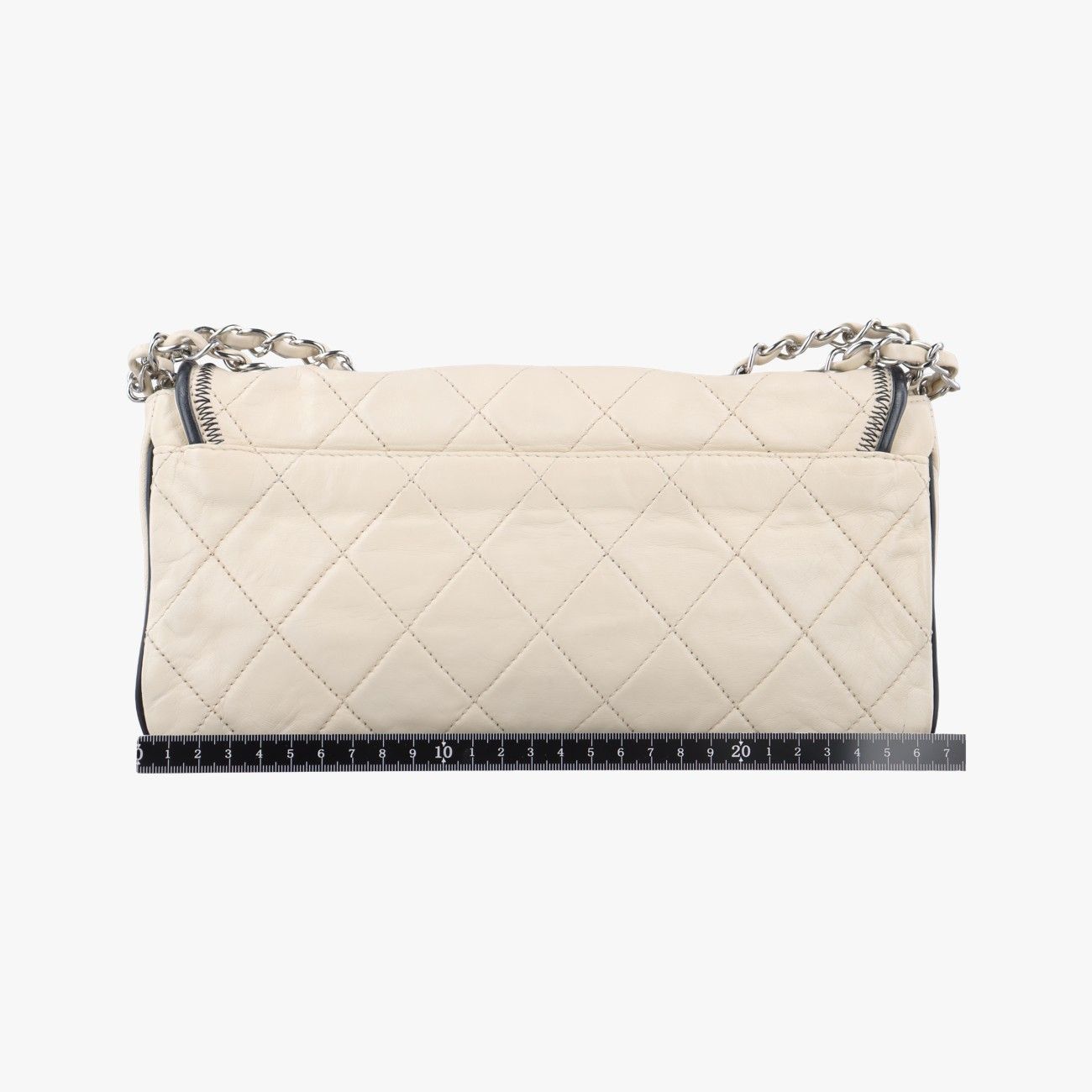 シャネルChanelイーストウエスト ホワイト レザー A37691 12115669