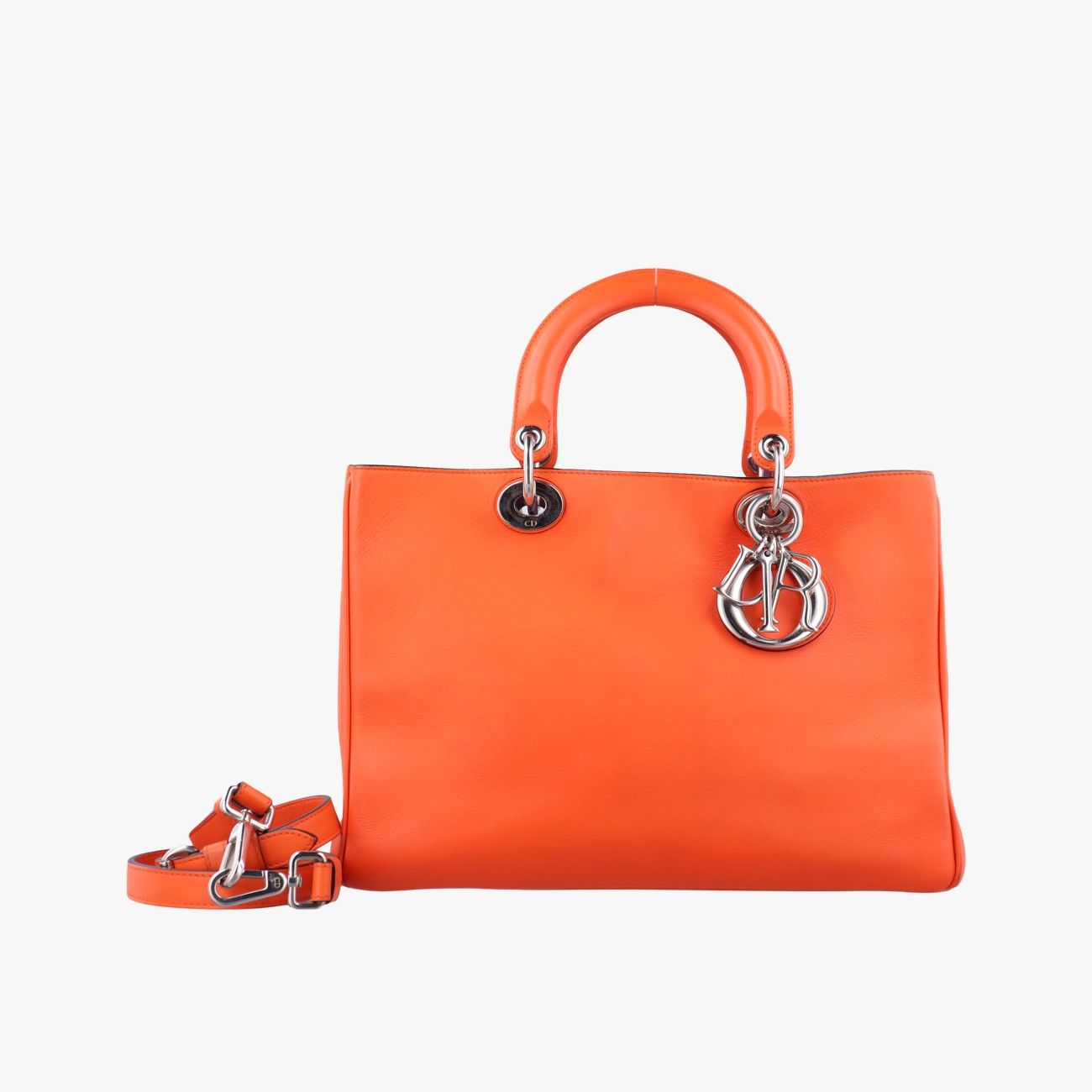 クリスチャンディオールChristian Diorディオリッシモ オレンジ レザー 09 MA 0124