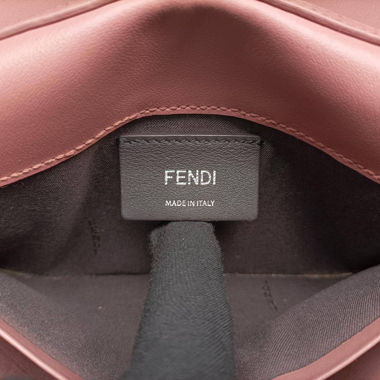 全国送料無料。 フェンディFendiキャナイ エフ ロゴ ピンク レザー 8BS004 8BS004 AOKK 179-8210 おおらかな