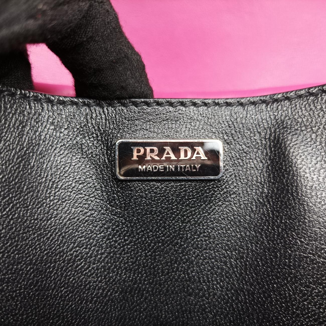  プラダPradaカイエ ピンク×ブラック レザー 1 BH 018 25 メッセンジャーバッグ ショルダーバッグ