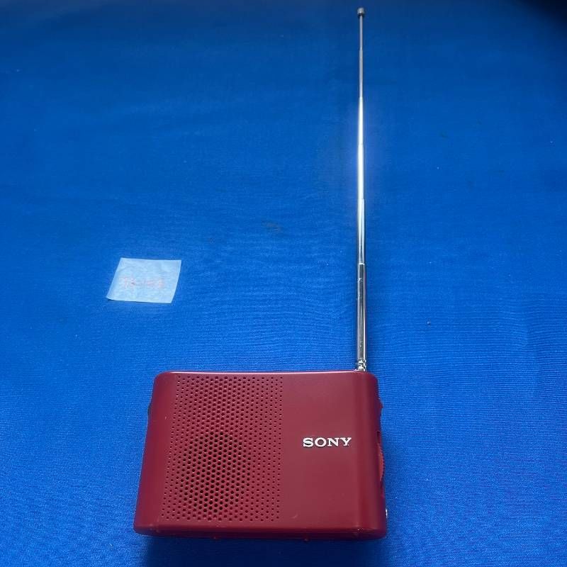 ◇TK103原 SONY ハンディーポータブルラジオ レッド ICF-51 本体 FM AM