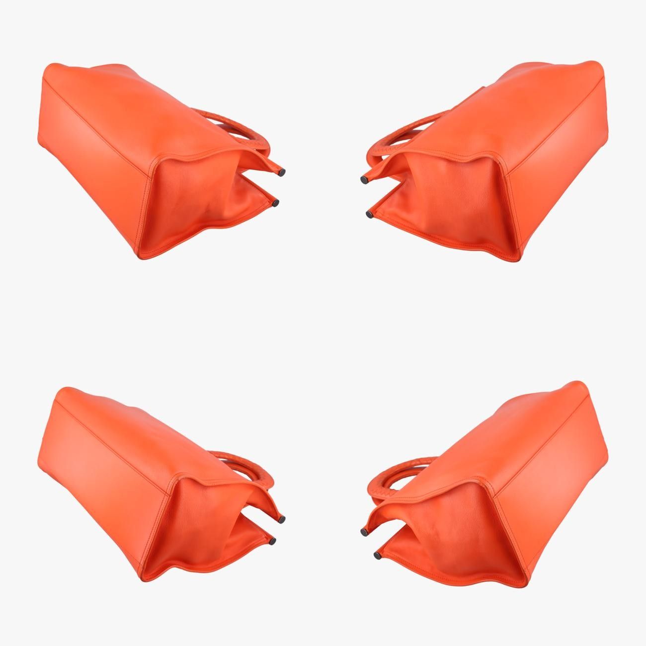  ボッテガヴェネタBottega Venetaイントレチャート オレンジ ラムスキン メッセンジャーバッグ ショルダーバッグ