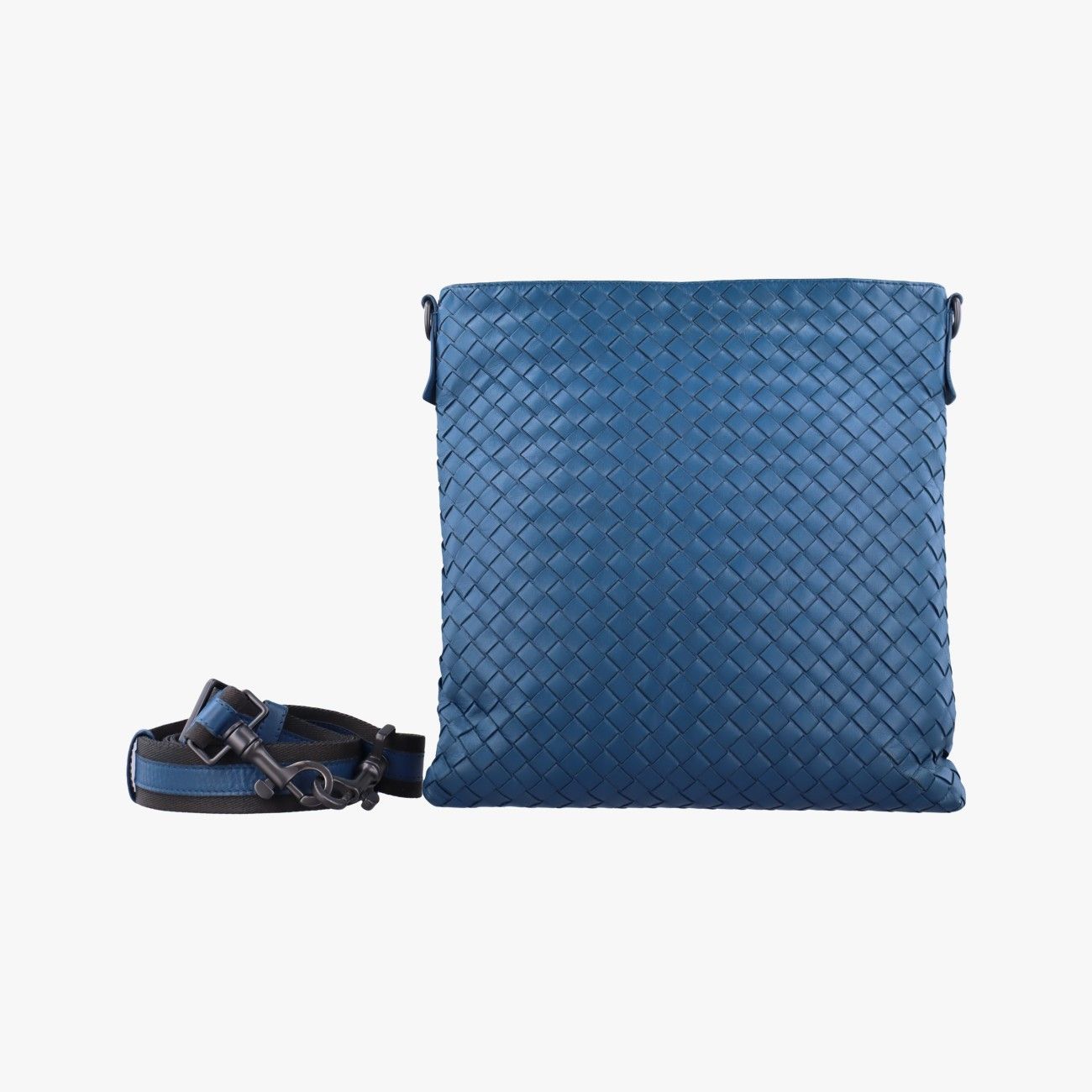 ボッテガヴェネタBottega Venetaイントレチャート ブルー ラムスキン B02971966W