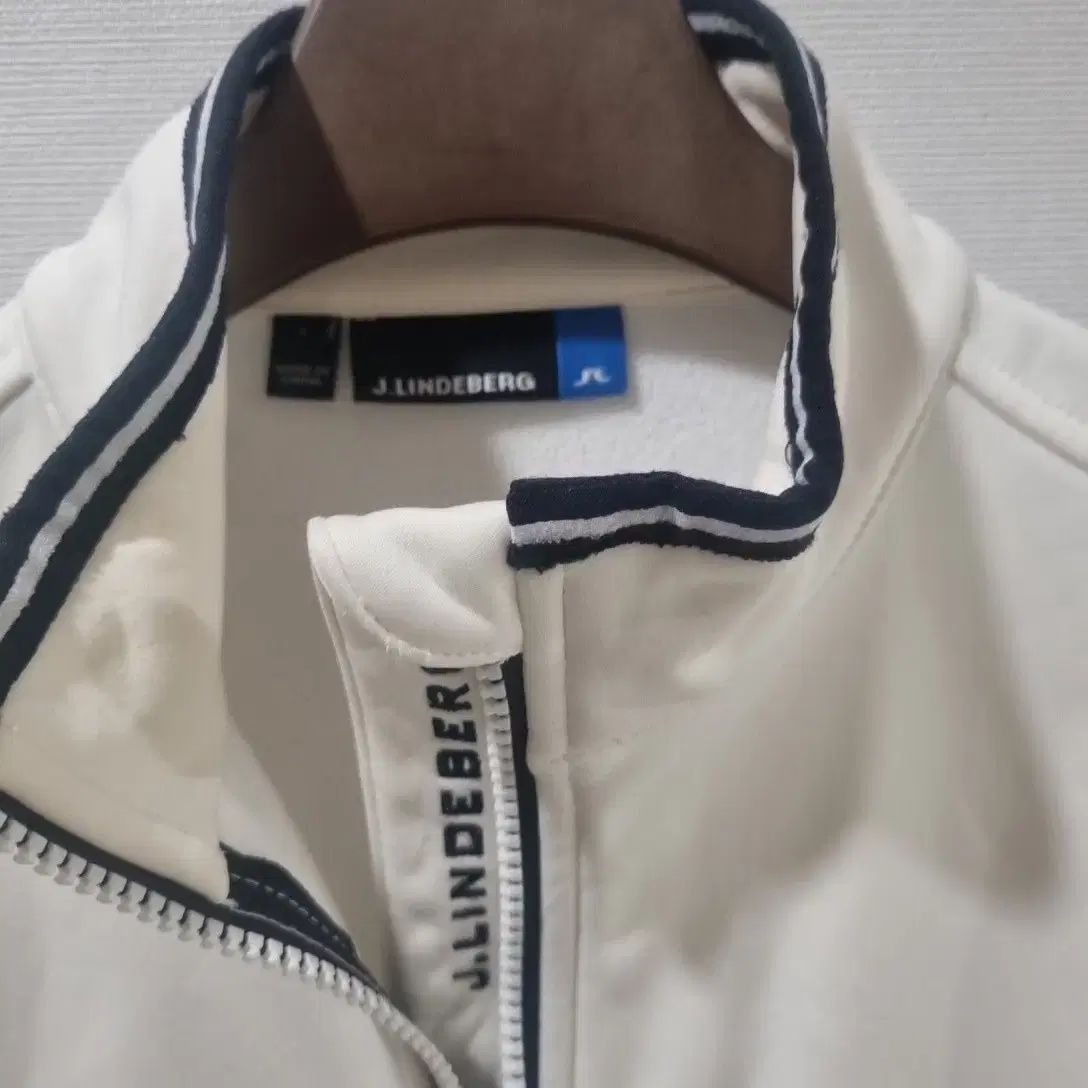 젤リンドバーグ 白