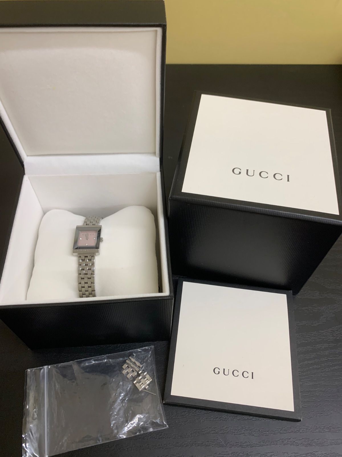 GUCCI グッチ 腕時計 レディース Gフレームウォッチ ピンク シルバー 不動品