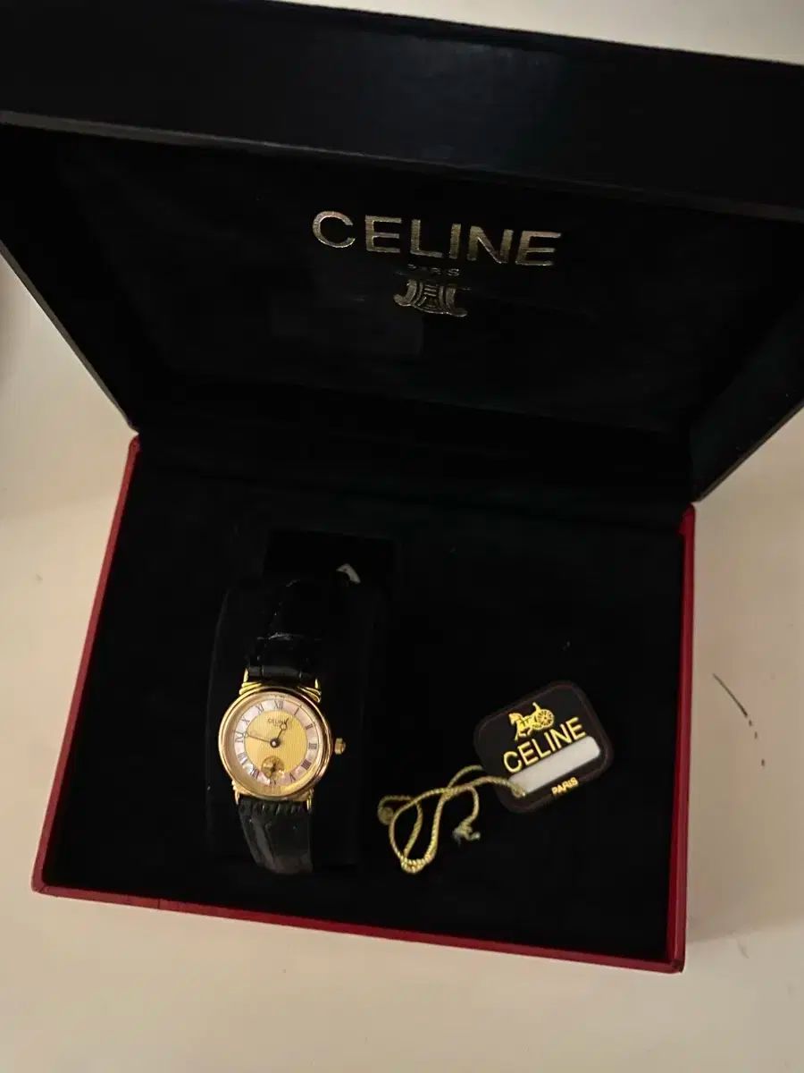  Celine セリーヌ ゴールド時計 レザーベルト 時計