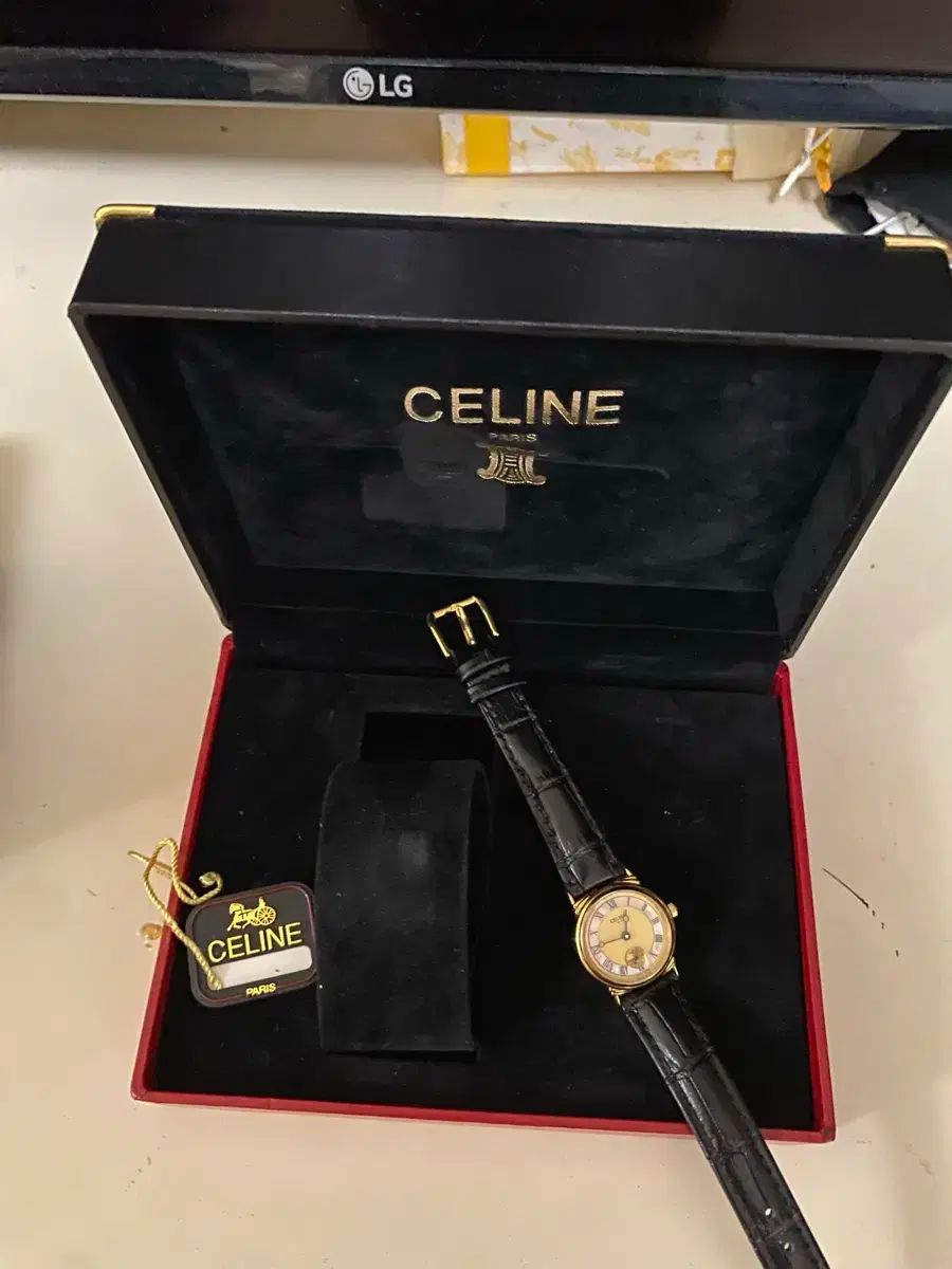 Celine セリーヌ ゴールド時計