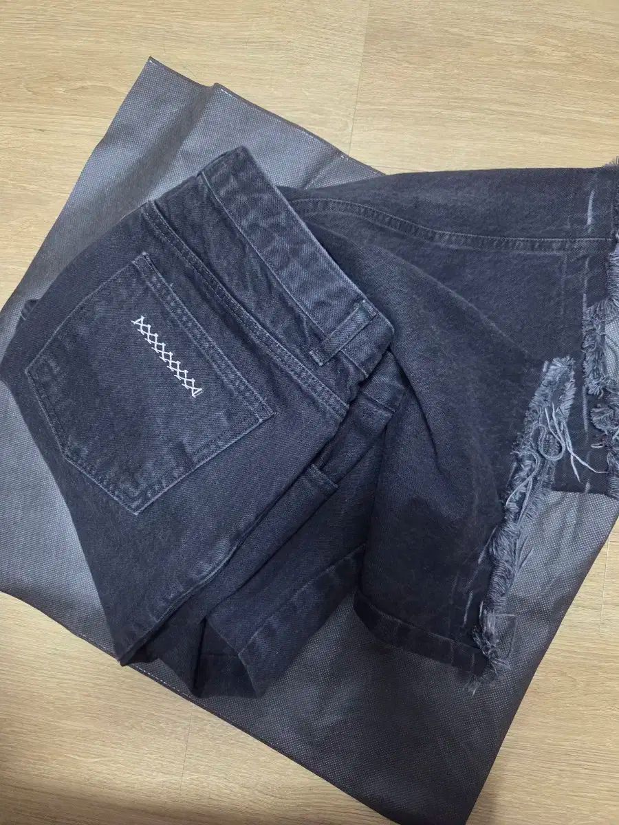 ジュンヌ P16 ブラック デニム m