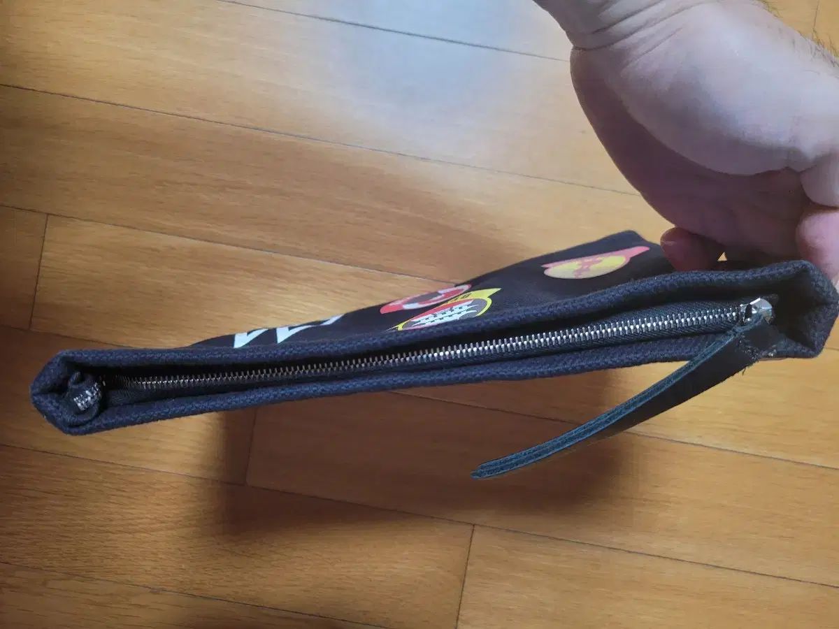  MONCLER モンクレール ジニ JINNI ブラック クラッチバッグ クラッチバッグ バッグ