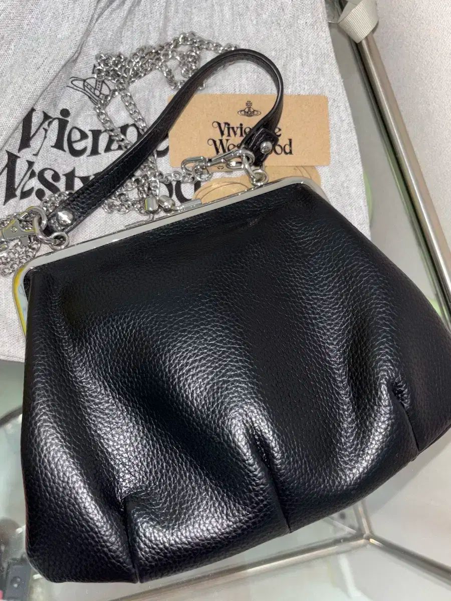 24SS ヴィヴィアン ウエストウッド グラニー フレーム パール バッグ チェーンバッグ