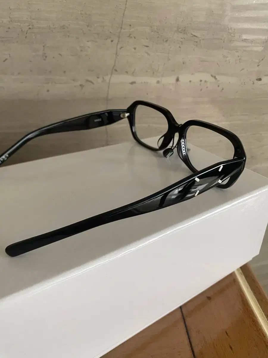 ジェントルモンスター X マルジェラ mm 212