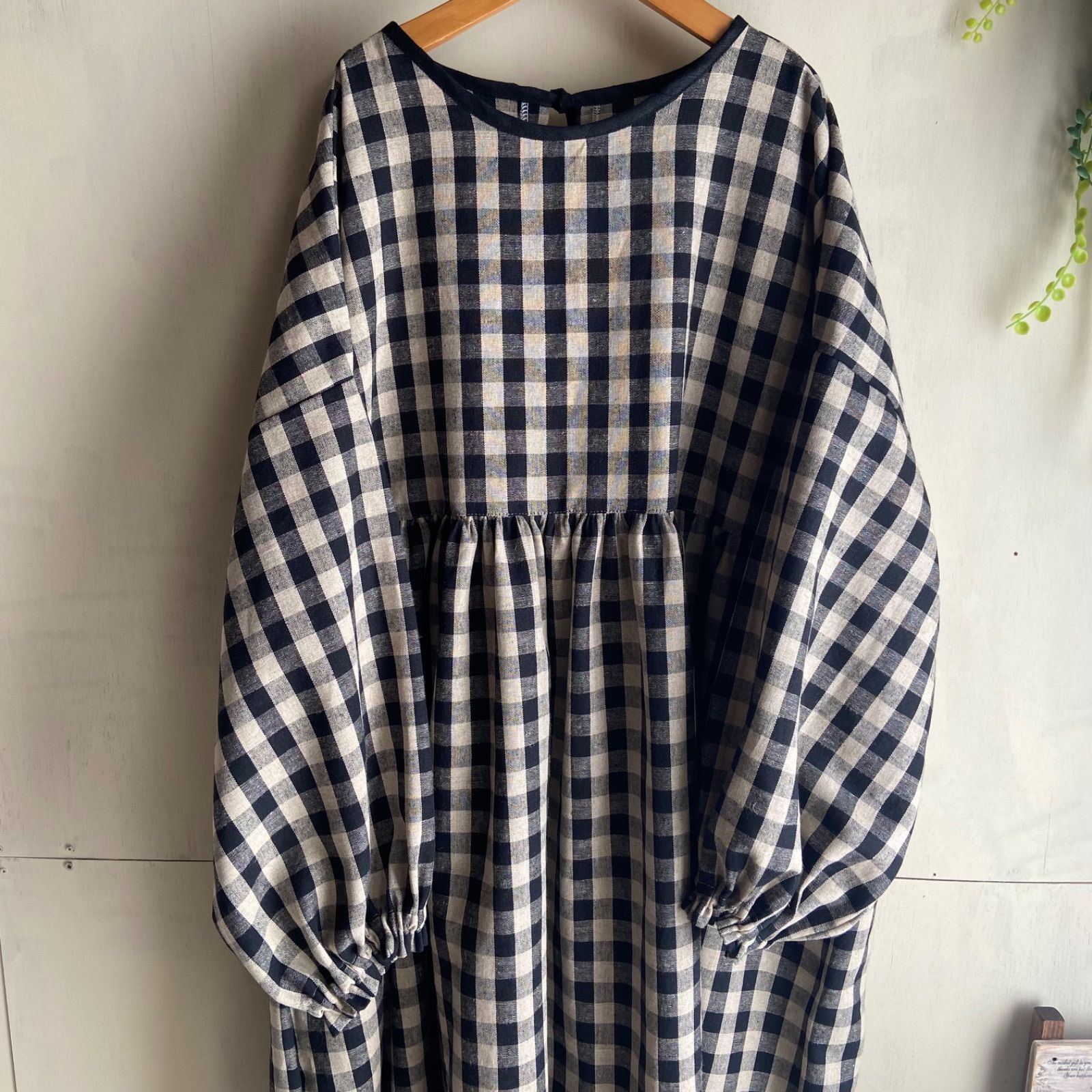 ギンガムチェック ギャザーワンピース ブラック 綿麻 コットンリネン