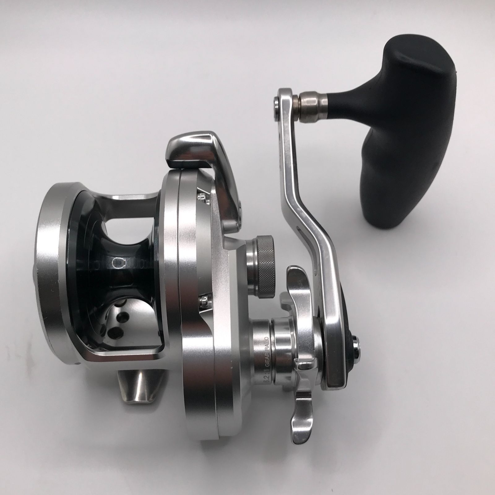 城東73-137 SHIMANO シマノ 17 オシアシガー 2001NR-HG 左巻き