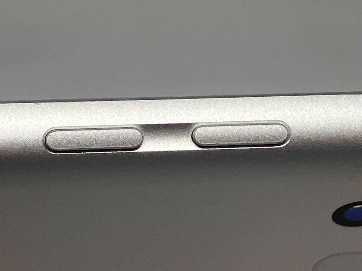 docomo SIMロックなし MP 1 L 2 J A iPad Wi Fi Cellular 32 GB シルバー iPad本体 タブレット スマホ タブレット パソコン