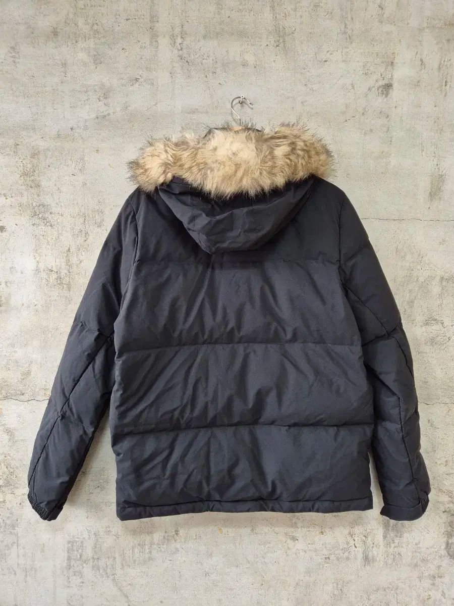 アディダス パファー ダウンジャケット アヒルダウン アウター