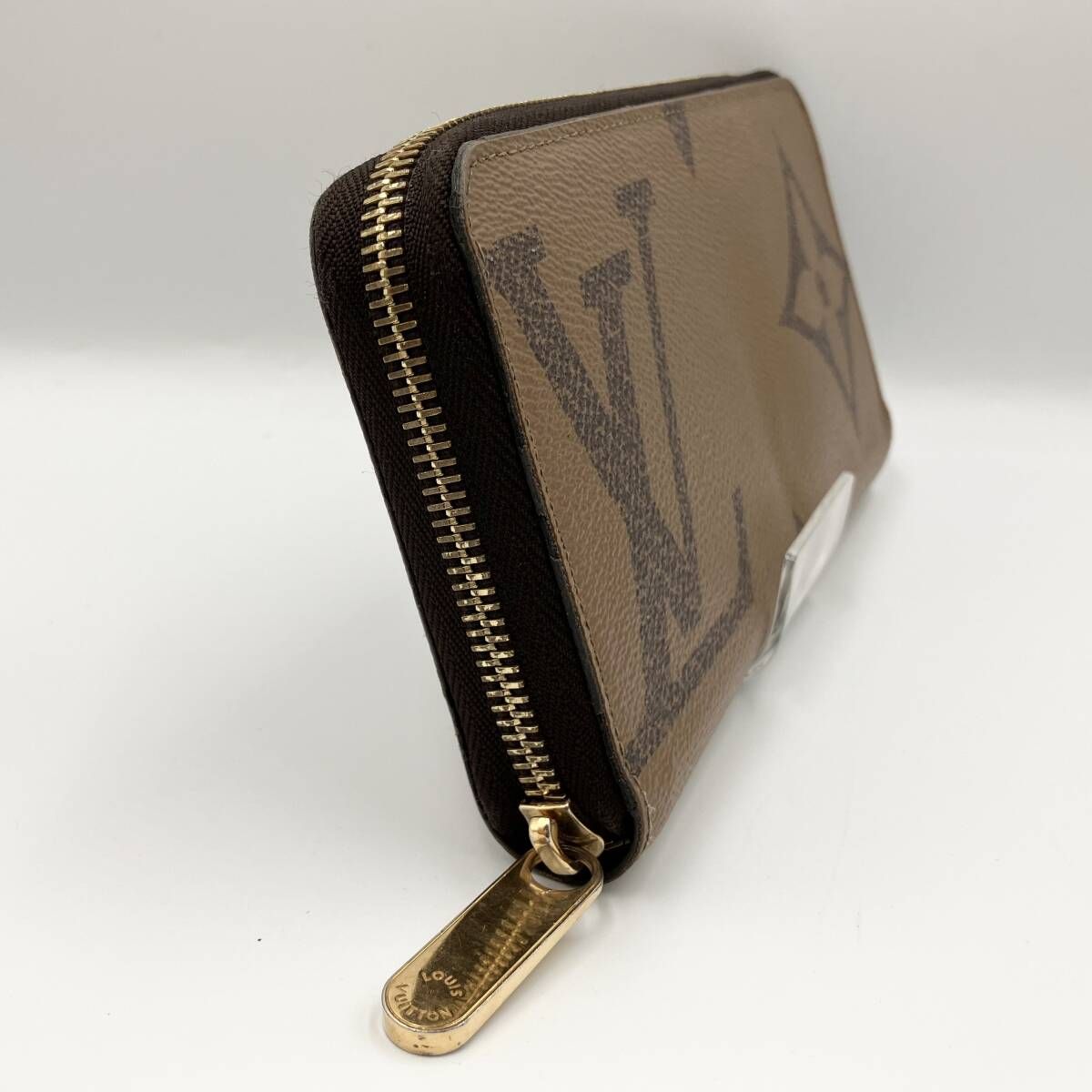 LOUIS VUITTON ルイヴィトン モノグラム・ジャイアント リバース