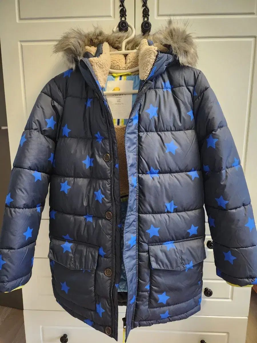 男の子 ダウン 11-12歳 150 必要なら スニーカー 245