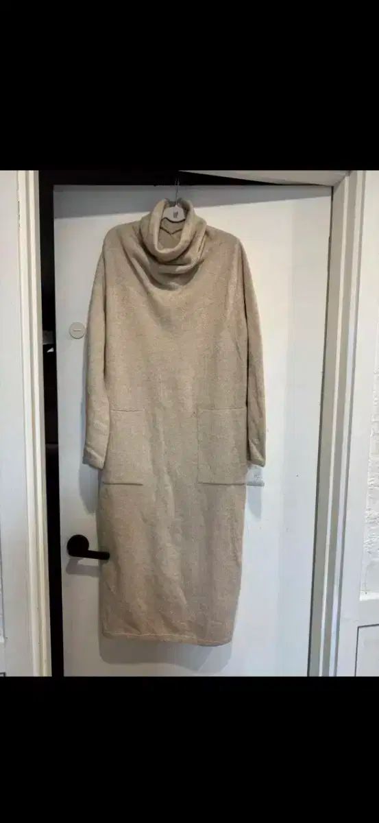 ショート but stunning ウール カシミア ONE PIECE