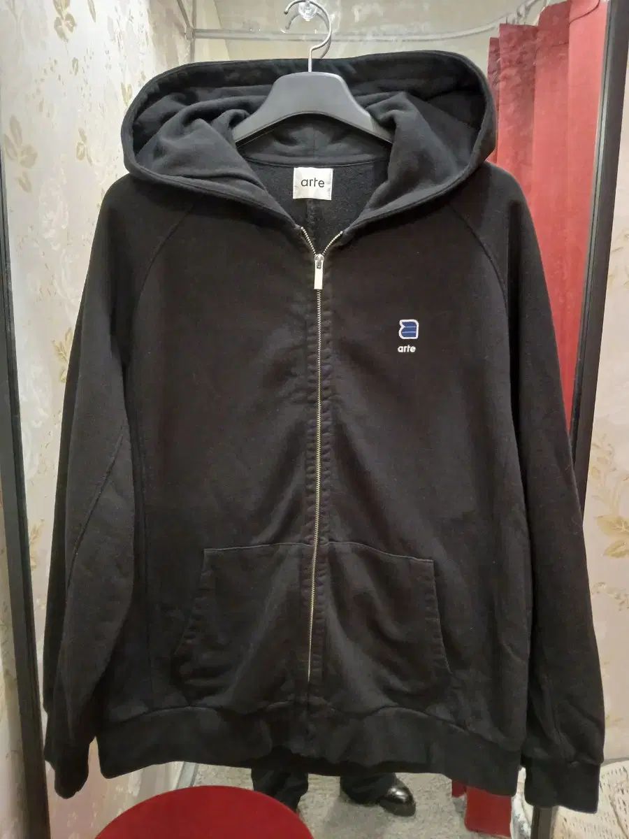 6 26 ALTE フードジップアップ XL