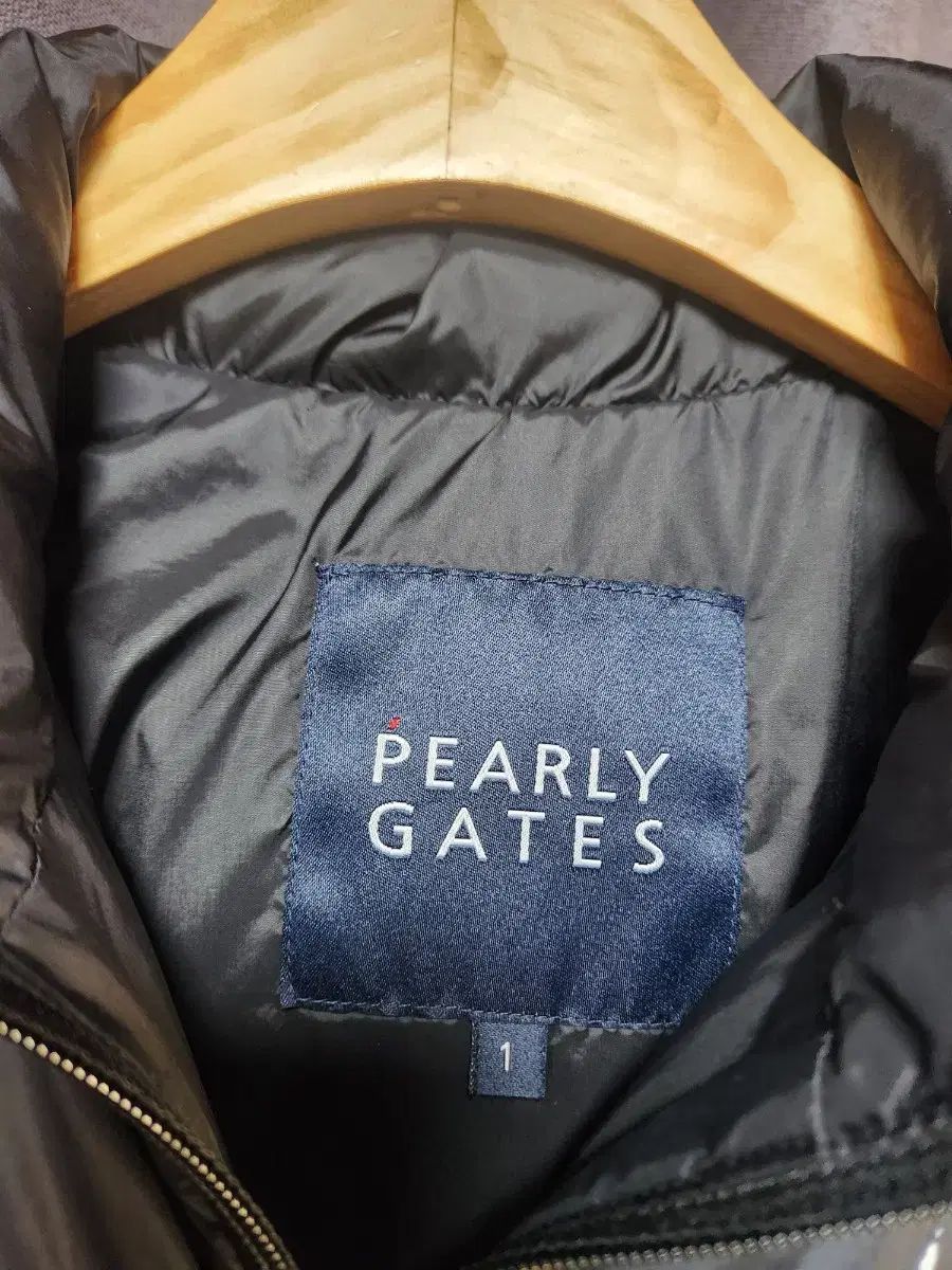 フェアリーゲイツ レディース ゴルフ ブラック グース軽量ダウン 1 55