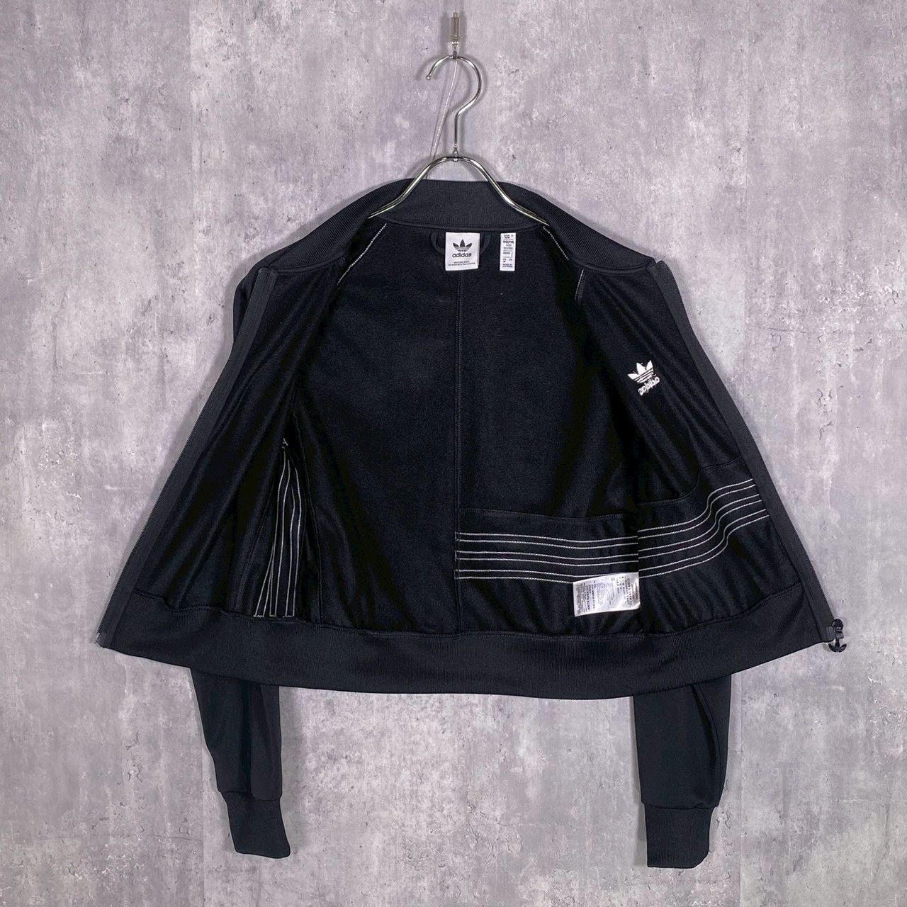 トラックジャージ