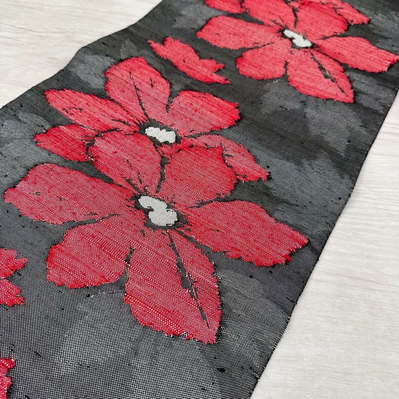 名古屋帯 真綿紬 可愛い花模様 八寸 正絹 着物 RO-4721 名古屋帯 真綿紬 抽象的な花 渡文 八寸 正絹 - メルカリ