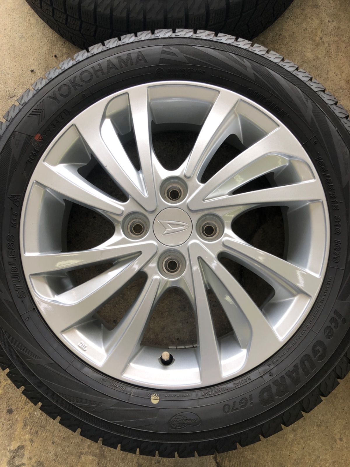 ダイハツ タフト スタッドレス アルミホイール ヨコハマ iG 70 ice GUARD