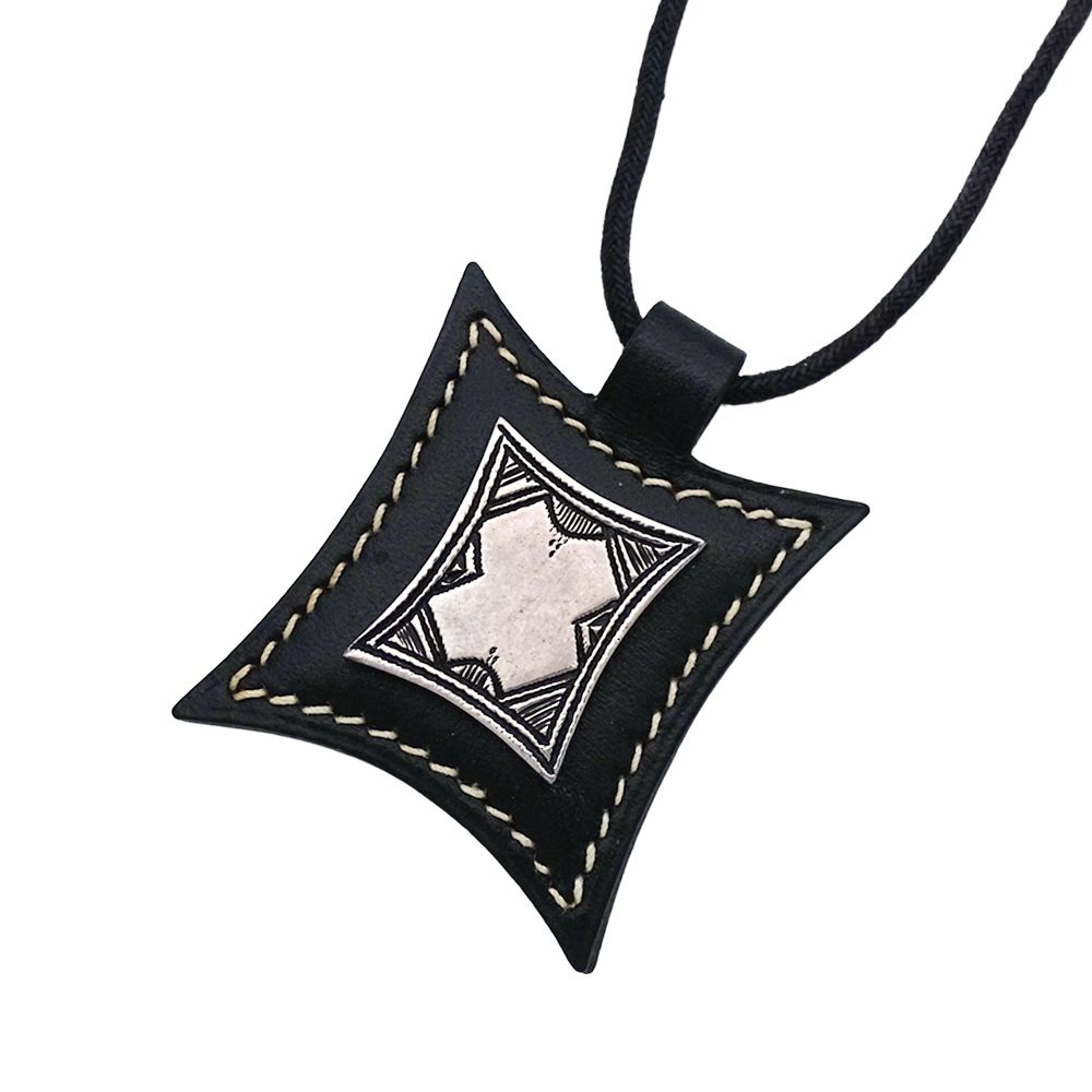 エルメス HERMES チョーカー レディース メンズ ブランド トゥアレグ レザー ブラック シルバー ヴィンテージ F