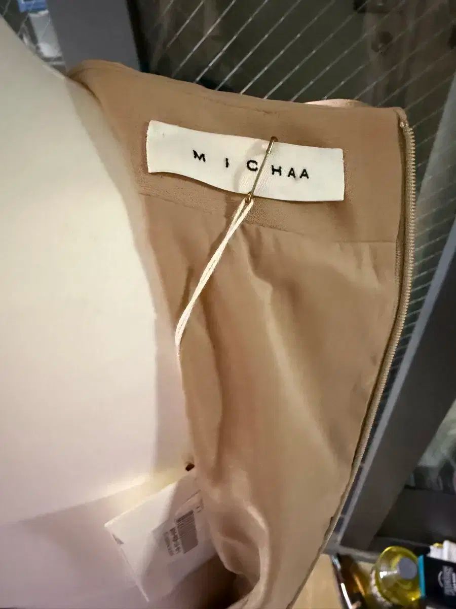  ミシャ Michaa ベージュ フリル ONE PIECE 長袖 七分袖 ひざ丈ワンピース