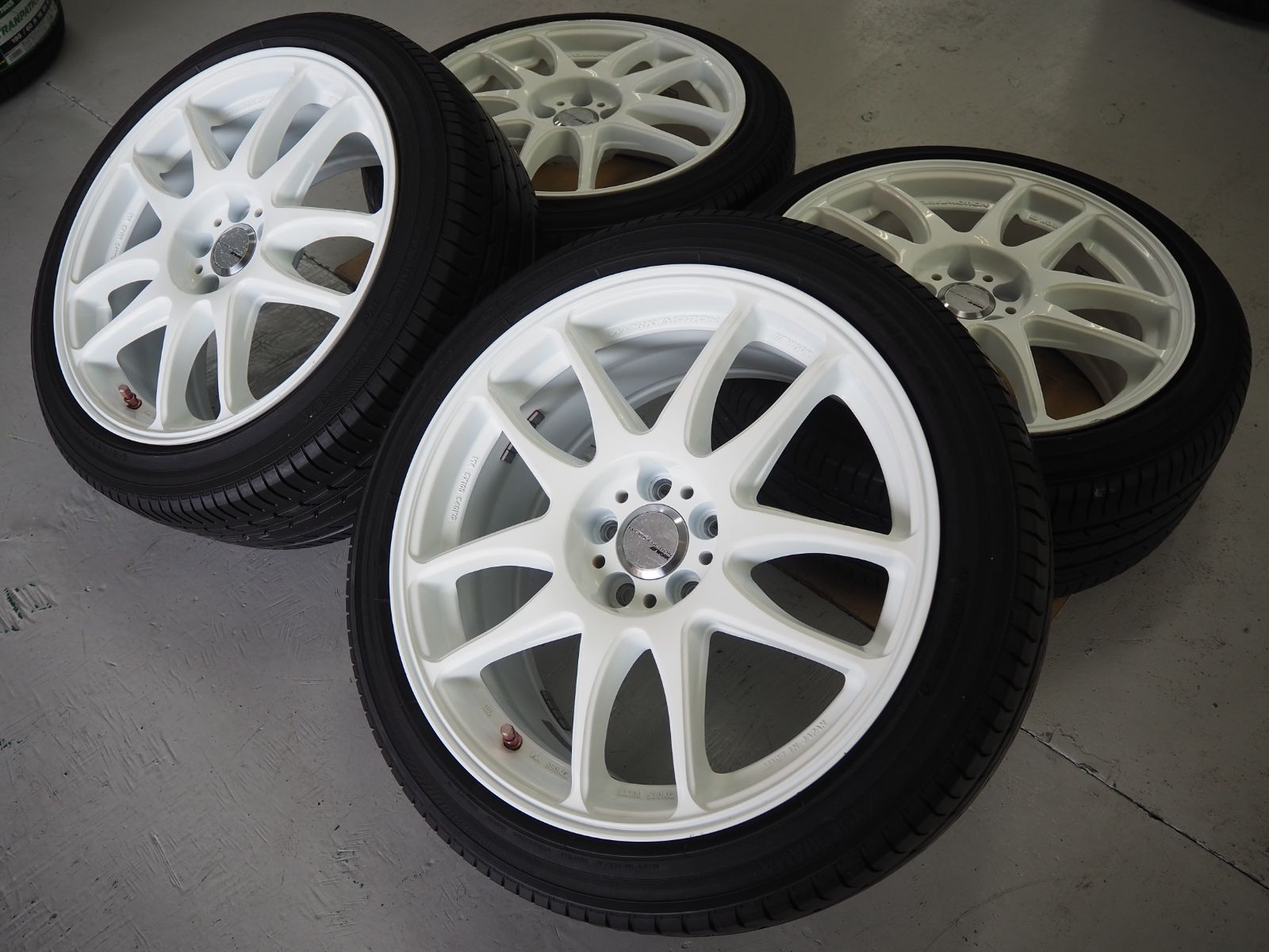 カスタムサイズ WORK エモーション 17 inch 8 0 J 5 H 100 47 タイヤ 215 45 R プリウス 86 BRZ カローラスポーツ