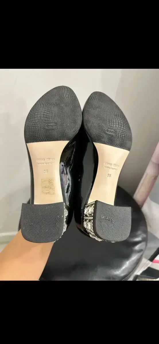 ミュウミュウ 靴