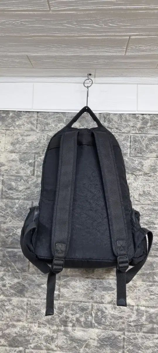 キプリング カジュアル