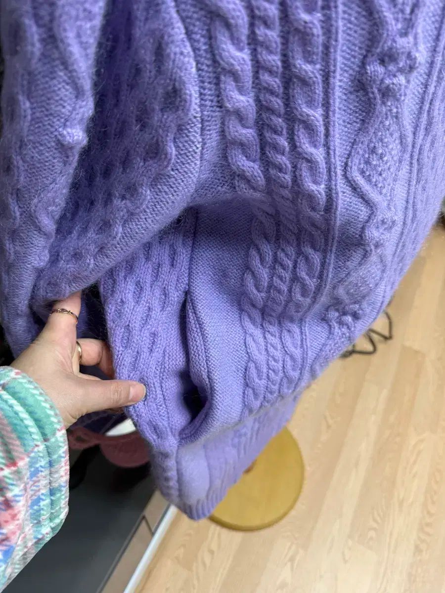ライトパープル ケーブル編みニットカーディガン