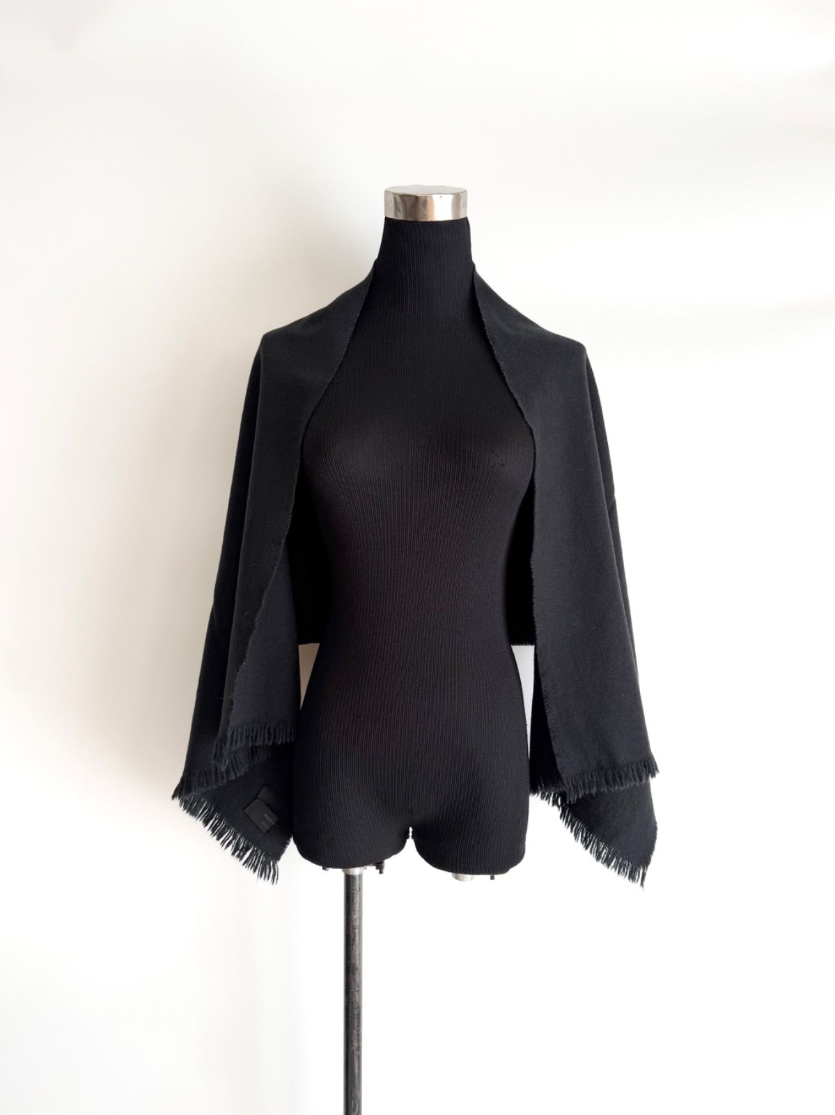 FW1998 PRADA BLACK MINIMUM MUFFLER プラダ archive アーカイブ 1998年 ウールマフラー 黒色 ブラック ミニマムマフラー 90s