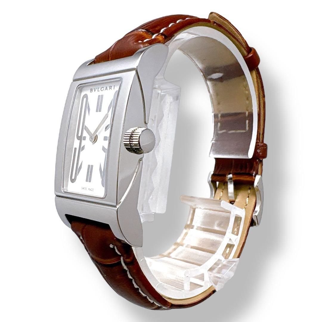 ブルガリ レッタンゴロ RT39S 革ベルト ホワイト レディース 腕時計 美品 ブルガリ レッタンゴロ RT39S 革ベルト ホワイト レディース 腕時計 美