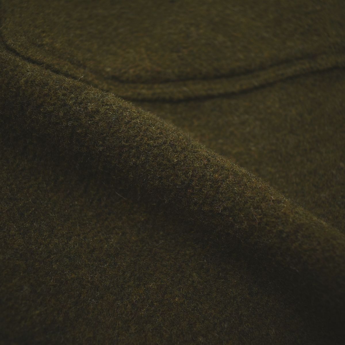 アヴィレックス メルトン