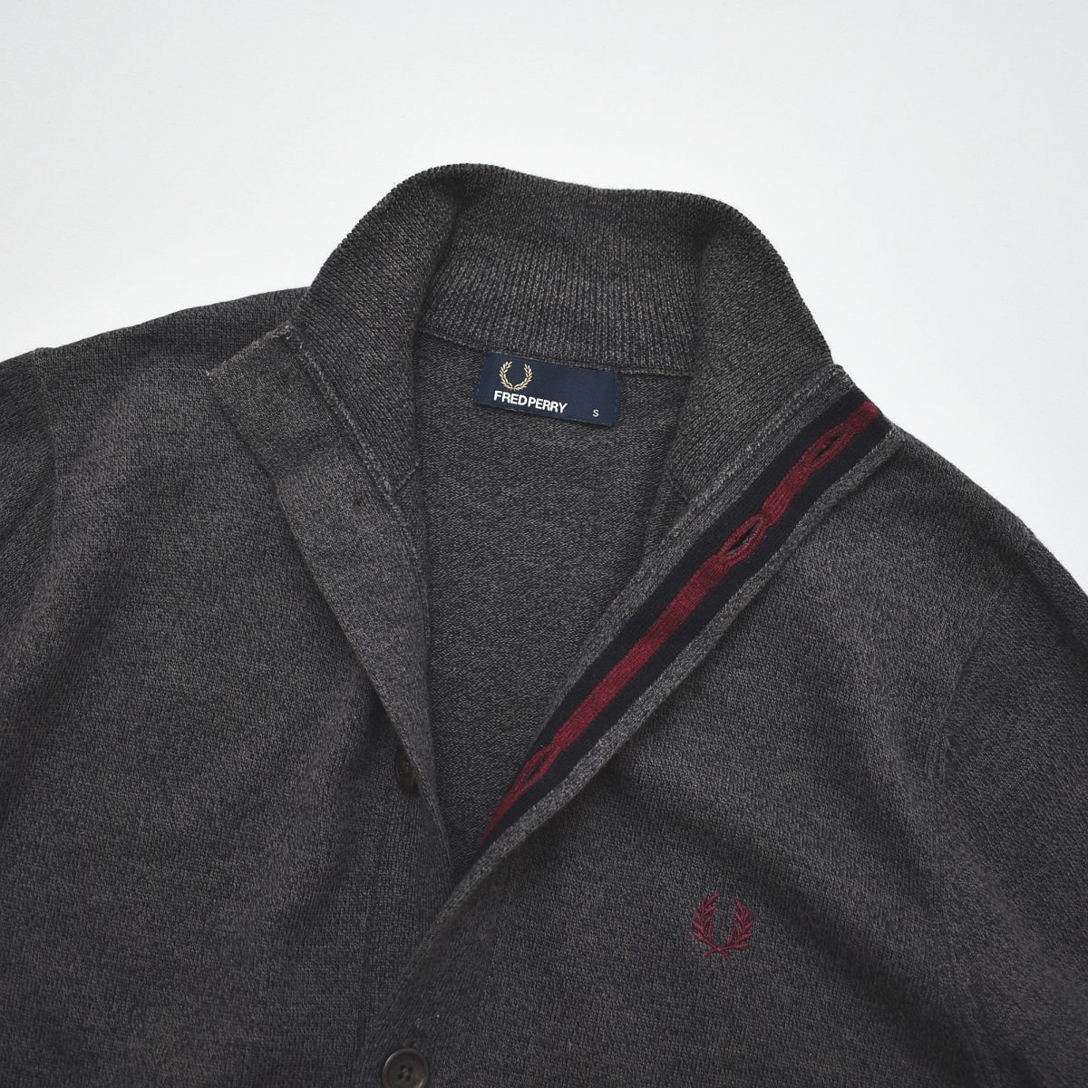 美品】定番！ フレッドペリー FRED PERRY ウール カーディガン - メルカリ