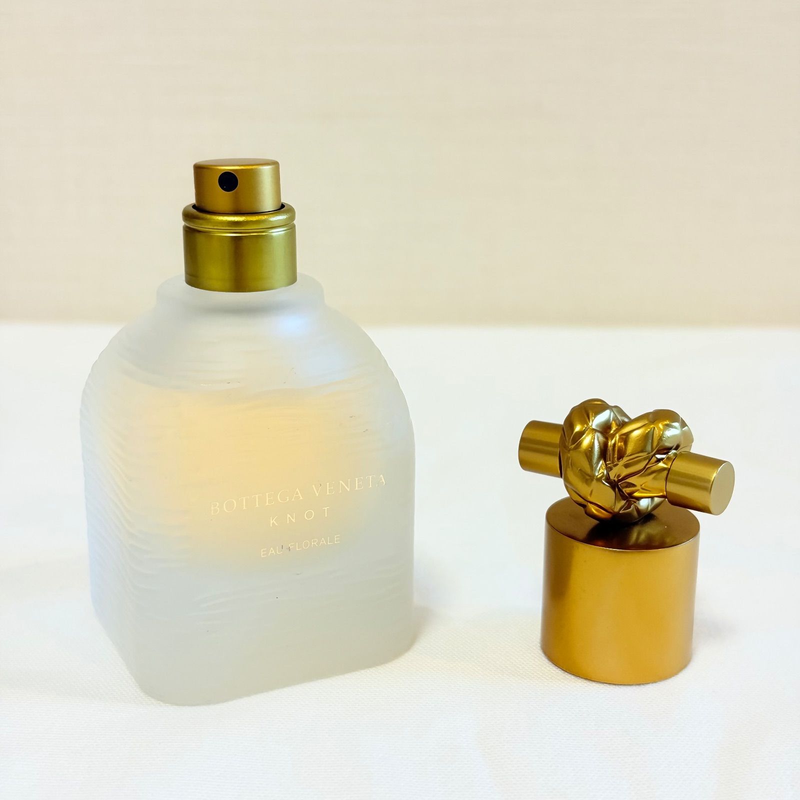 BOTTEGA VENETA KNOT EAU FLORALE eau de parfum ボッテガ ヴェネタ ノット オー フローラル オードパルファム 香水 30ml WWW_SMP1DAWEKUDUS_SCH_ID