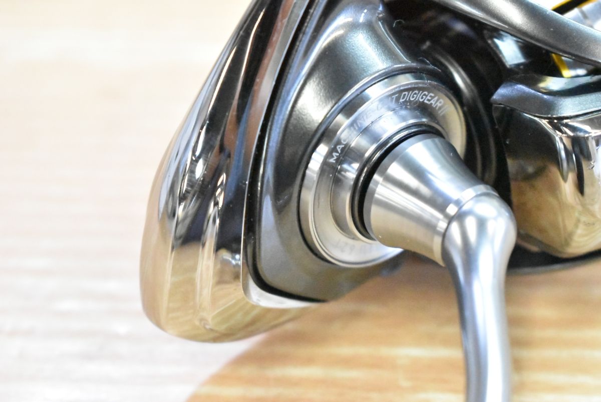 ダイワ 18 ブラスト LT 5000D-CXH スピニングリール DAIWA BLAST ヒラスズキ カツオ 釣り 等に OLIVEOS_COM_TR