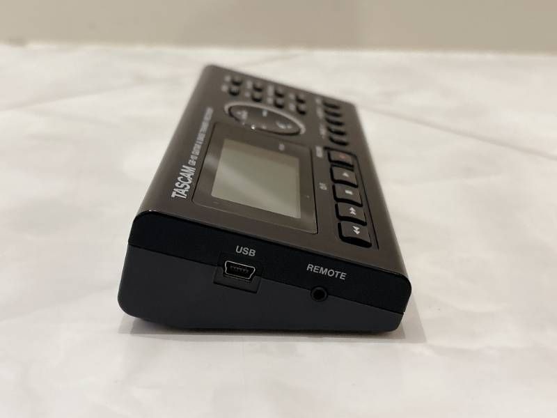 TASCAM タスカム GB-10 ギター ベース トレーナー レコーダー 通電確認