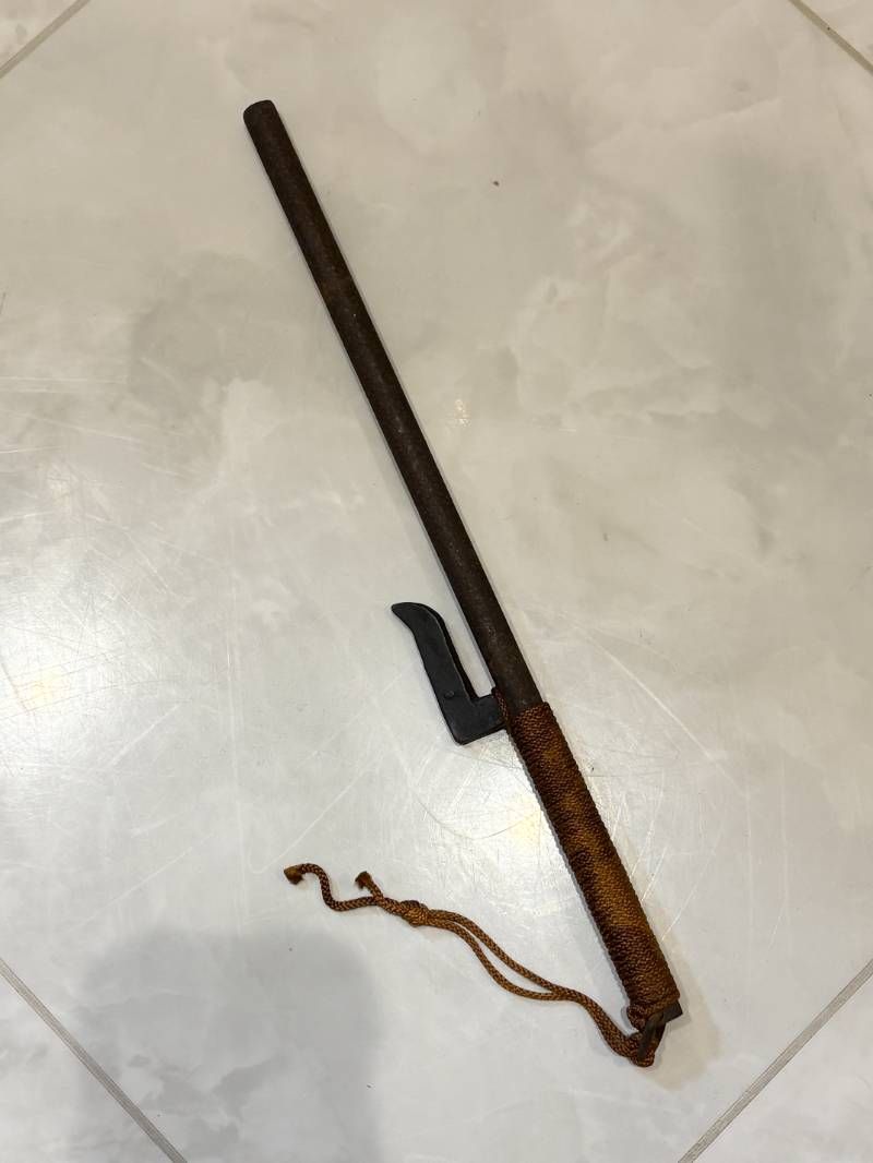 金属製の武具飾り 獅子・龍彫刻付き ２個セット 金属製の武具飾り 獅子・龍彫刻付き 2個セット 龍（壁掛け）【赤龍 01