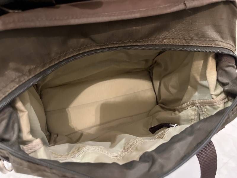 SWANY ウォーキングバッグ