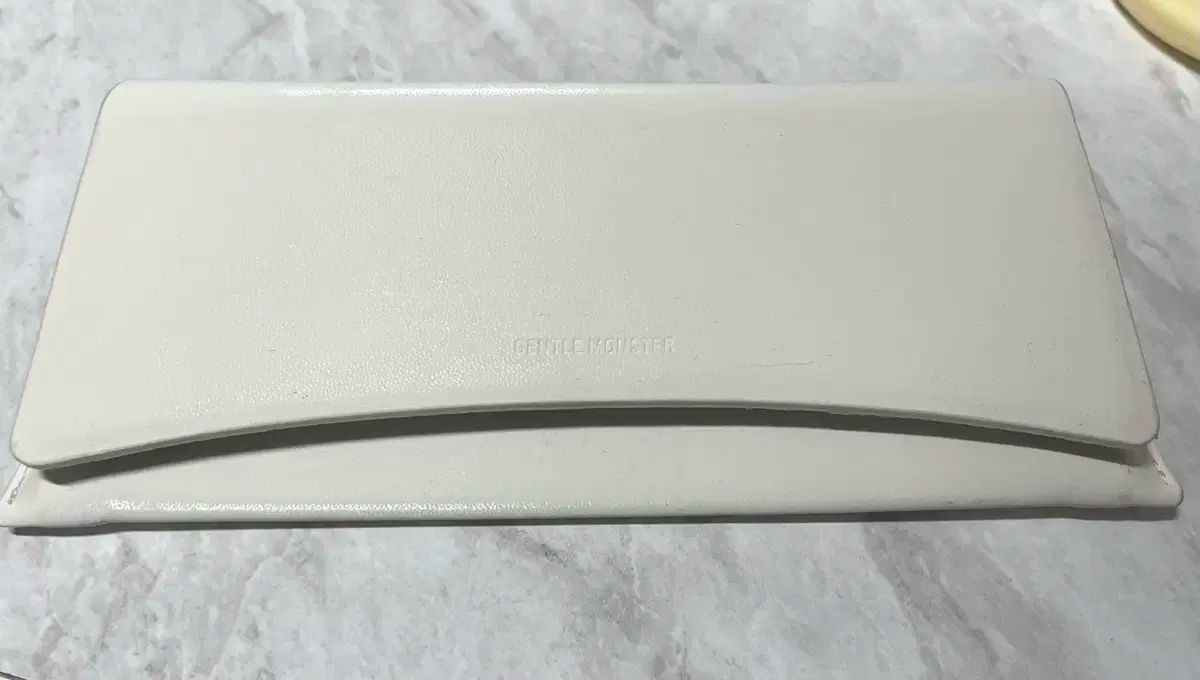  GENTLE MONSTER ジェントルモンスター メガネ DAY サングラス 小物