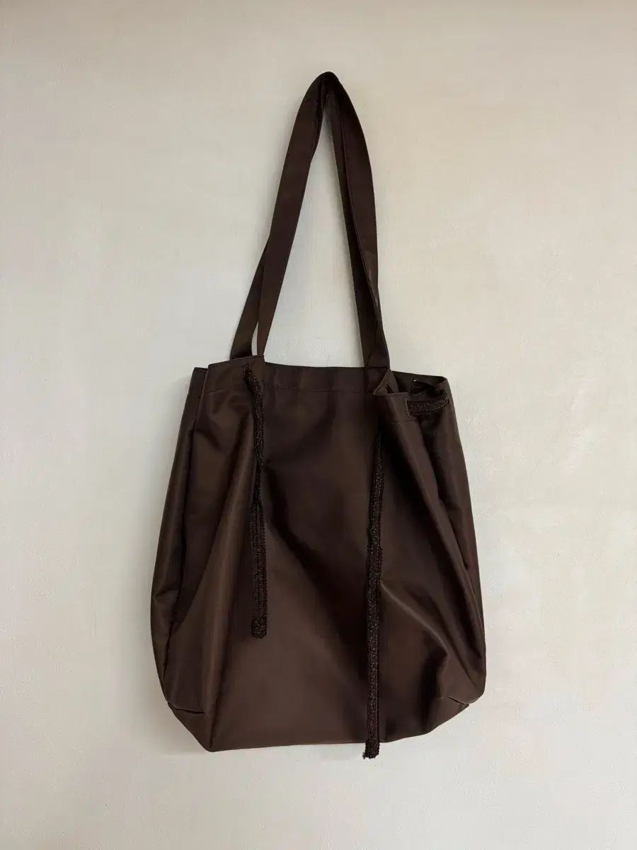 アイエル ブラウン ショルダーバッグ