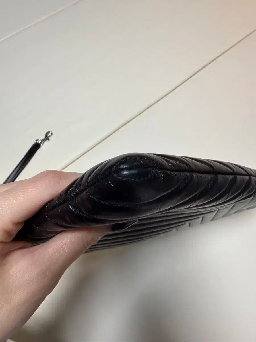 クラッチバッグ