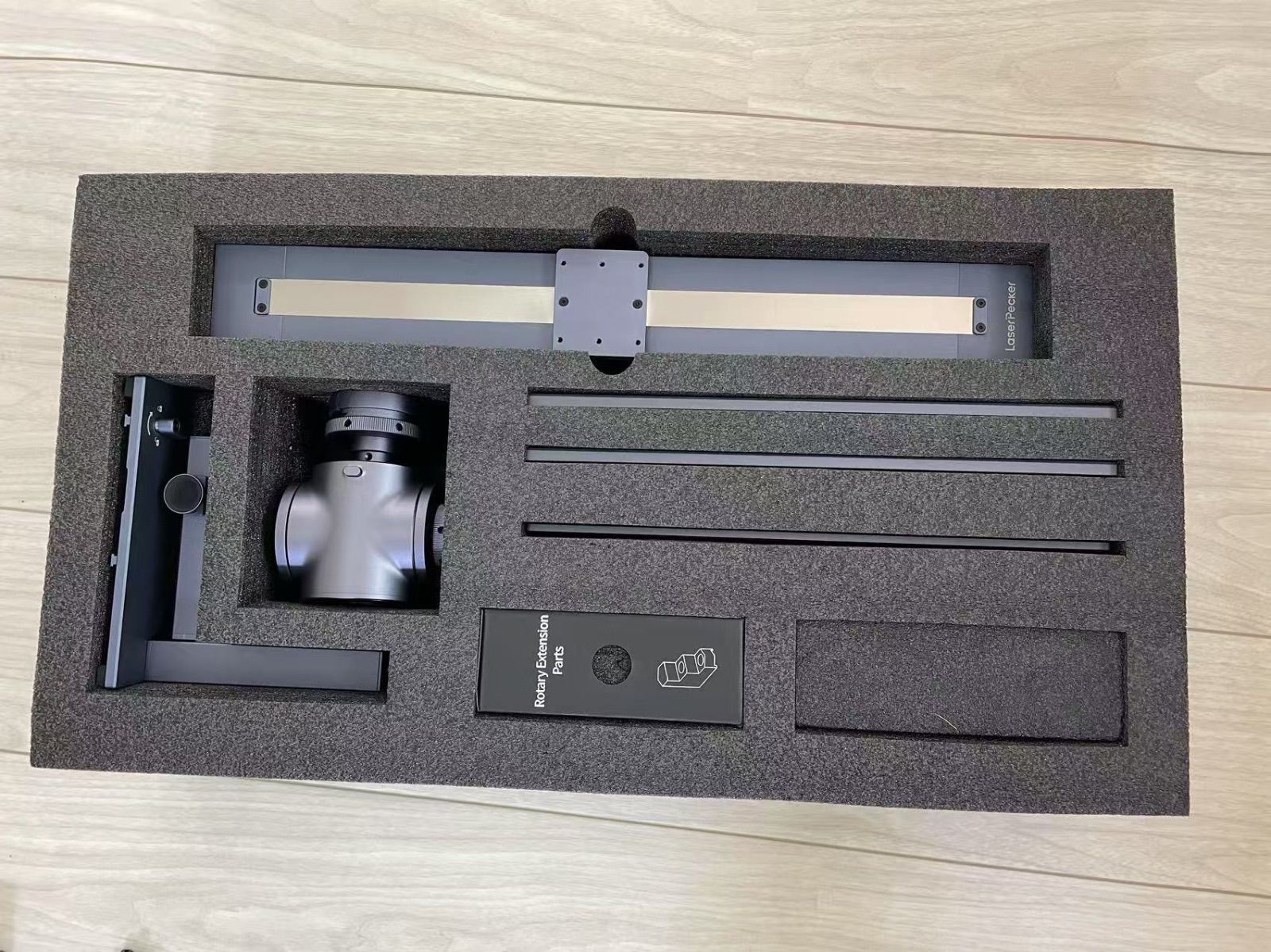 レーザー彫刻機 レーザー加工機 20Wファイバーレーザー&20Wダイオードレーザー 10000mm s超高速バッチ彫刻 0.0027mm 超高精度 木材 金属レーザーカッター 金属加工 深彫り 木材 日本語アプリ対応 企業用 レーザー刻印機