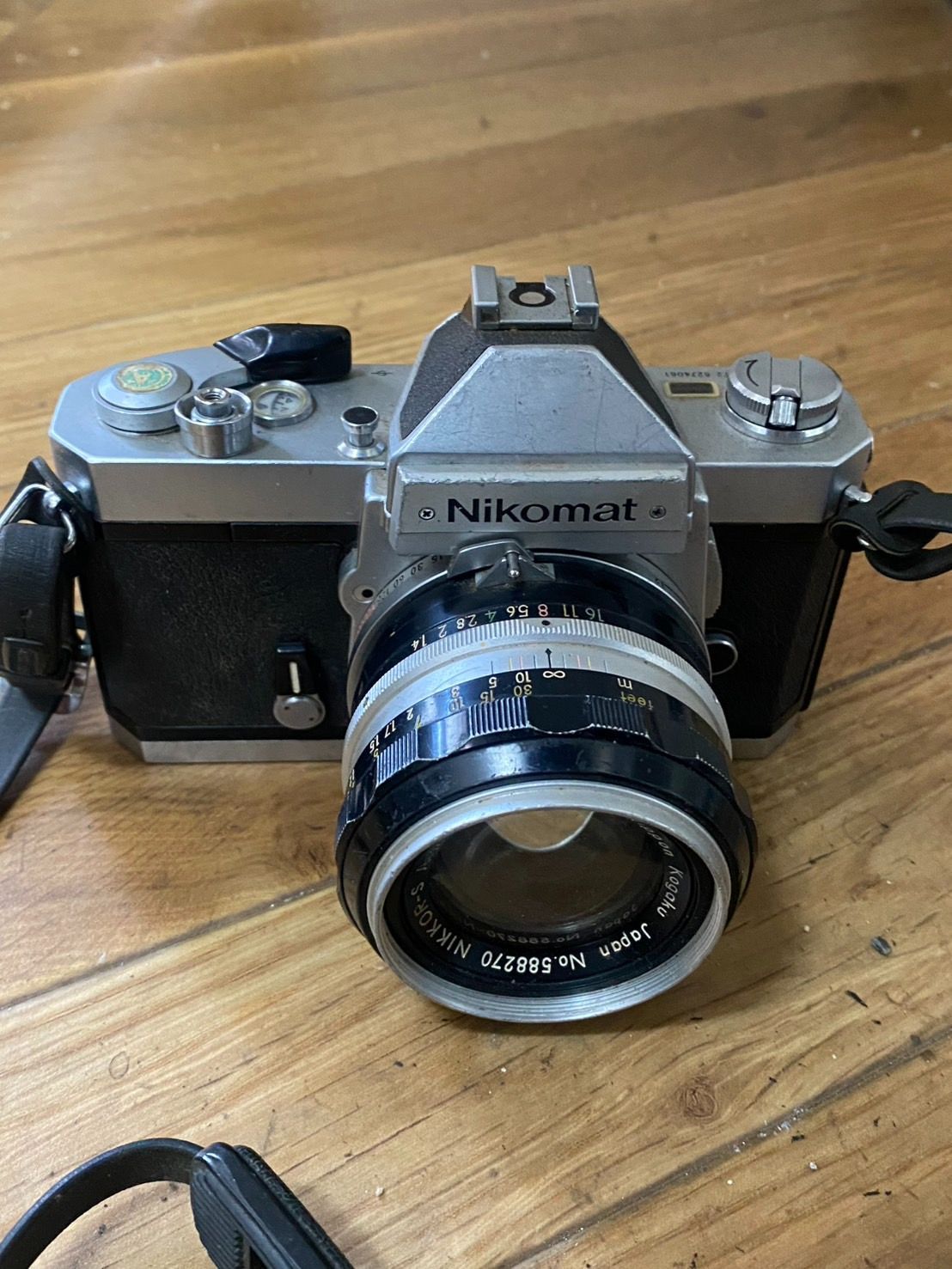 Nikon ニコン Nikomat FT2 コンパクトカメラ フィルムカメラ ボディ レンズ NIKKOR-S ot100808