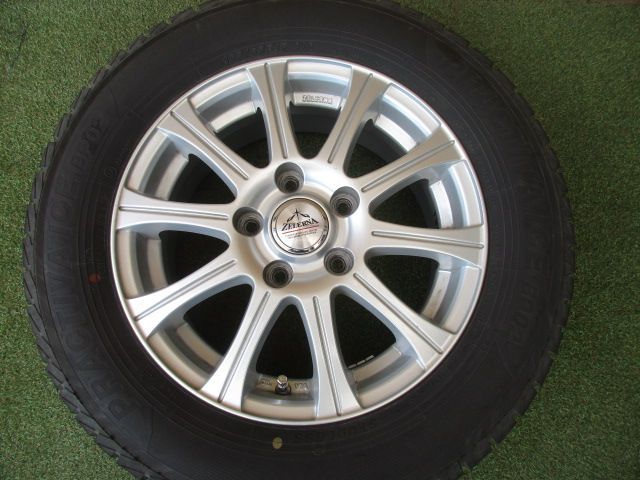 み ゼレーナ 195 65 R 15 スタッドレスタイヤ４本SET ノア ヴォクシー ステップワゴン