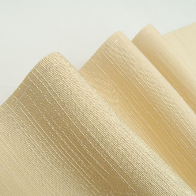 ❁tomihisa❁ 雪輪 着物 正絹 心留めて和に染まる 誰にでもある大人の景色 仕付け糸付 小紋 色無地 7136